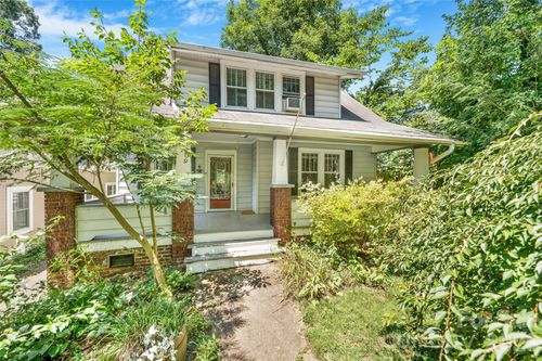 109 Forest Hill Dr, Asheville, NC, 28803-2417 | Card Image