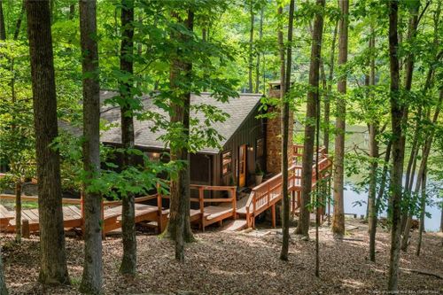 369 Trout Lake Rd, Deep Gap, NC, 28618-9321 | Card Image