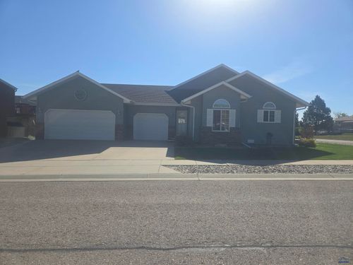 751 Earleen St, Rapid City, SD, 57701 | Card Image