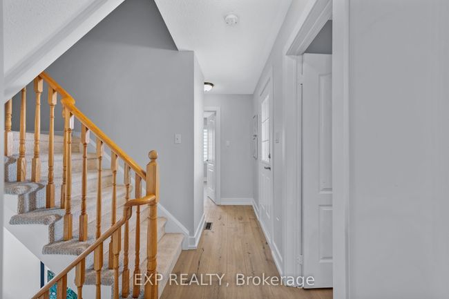 91 Mainprize Cres, House other with 4 bedrooms, 3 bathrooms and 4 parking in Mount Albert ON | Image 17