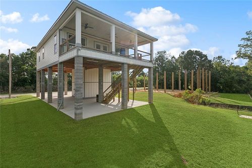 5019 Colorado St, Bay Saint Louis, MS, 39520-9382 | Card Image