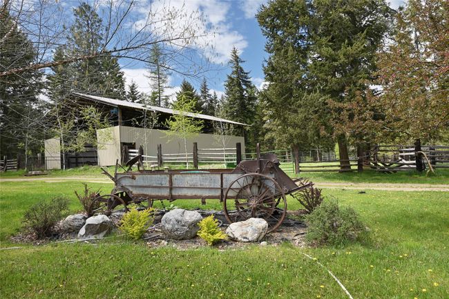 View of yard with an outdoor structure | Image 45