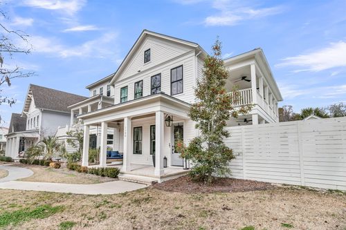 1100 Poplar Tree Dr, Mount Pleasant, SC, 29464-9611 | Card Image