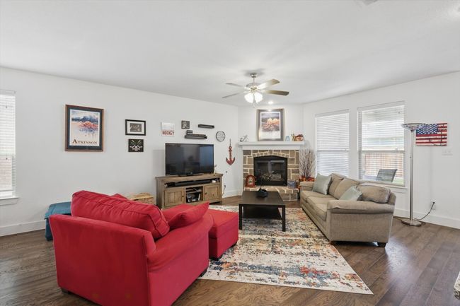 421 Forefront Ave, House other with 4 bedrooms, 3 bathrooms and null parking in Celina TX | Image 14