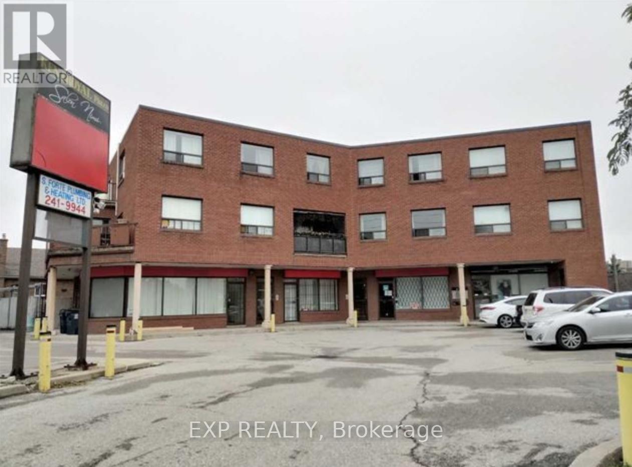 Commercial Lease in Toronto (Humber Heights)