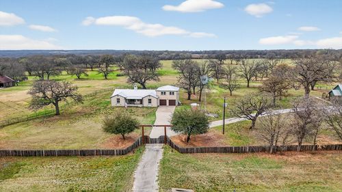 2035 Fm 103, Nocona, TX, 76255-6722 | Card Image