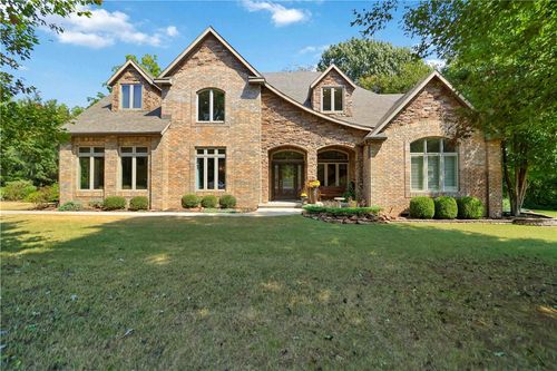 562 Winding Spring Dr, Fayetteville, AR, 72703-9522 | Card Image