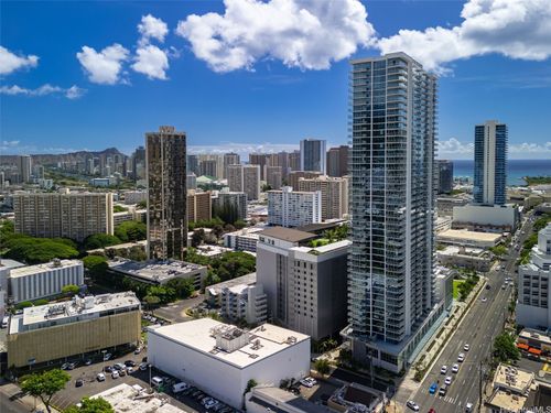 4103-1515 Liona St, Honolulu, HI, 96814-2442 | Card Image