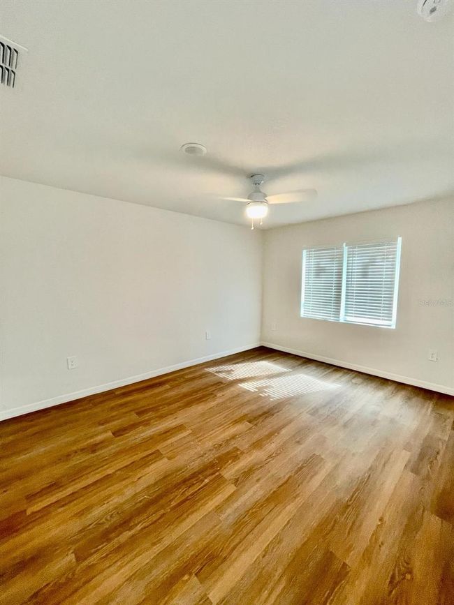 404 St Johns Ln, House other with 4 bedrooms, 2 bathrooms and null parking in POINCIANA FL | Image 6