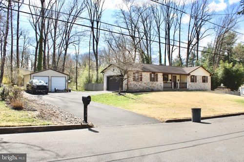 174 Hershel St, FEASTERVILLE TREVOSE, PA, 19053-2233 | Card Image