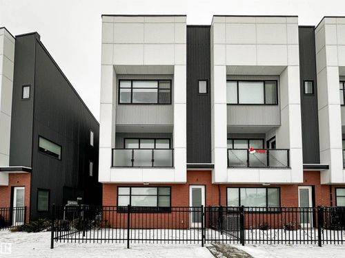 130 Element Dr N, Saint Albert, AB, T8N7X2 | Card Image