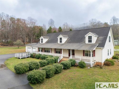 1564 Camp Creek Rd, Whittier, NC, 28789-8764 | Card Image