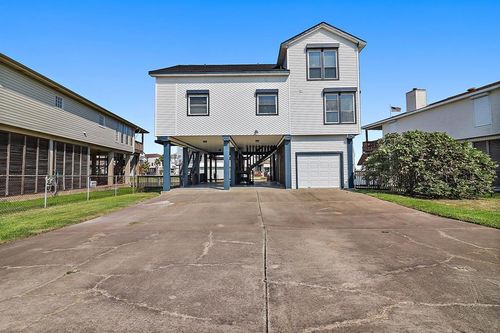 334 Admiral Cir, Tiki Island, TX, 77554-9194 | Card Image