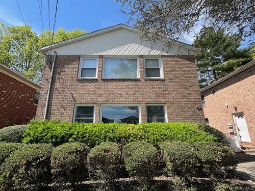 first-floor-35 Dunes Ln, Port Washington, NY, 11050-1407 | Card Image