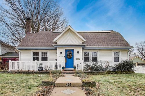 453 Chestnut St, Valparaiso, IN, 46385-4601 | Card Image