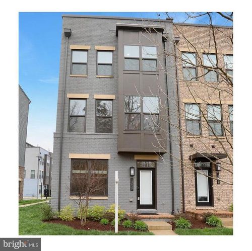 13032 Hattontown Sq, OAK HILL, VA, 20171-6295 | Card Image