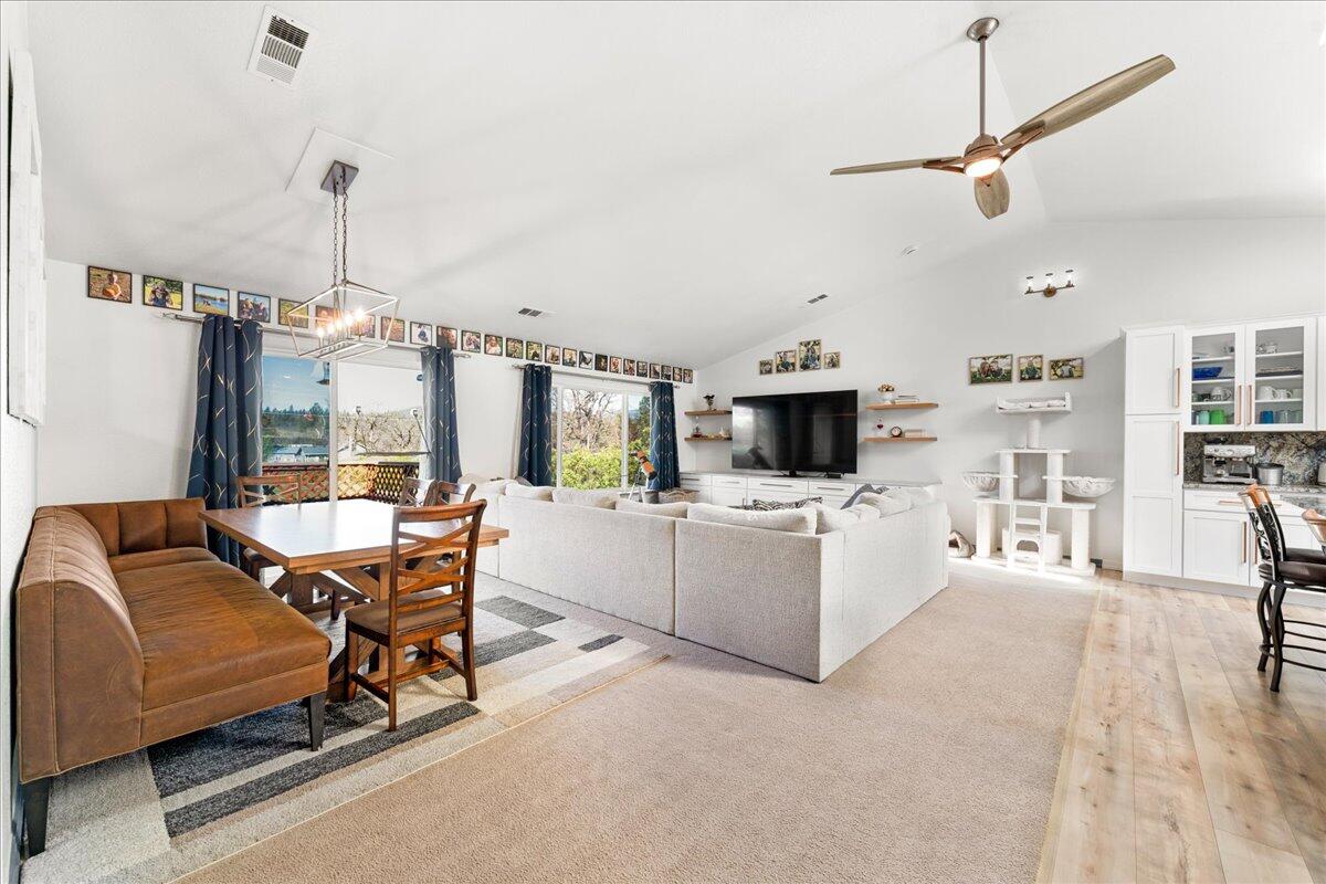 Residential in Merlin 4