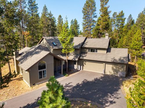 1-18211 Oregon Loop, Sunriver, OR, 97707-1436 | Card Image