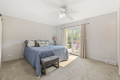 4n616 Arrowhead Dr, Campton Hills, IL, 60175-7912 | Card Image