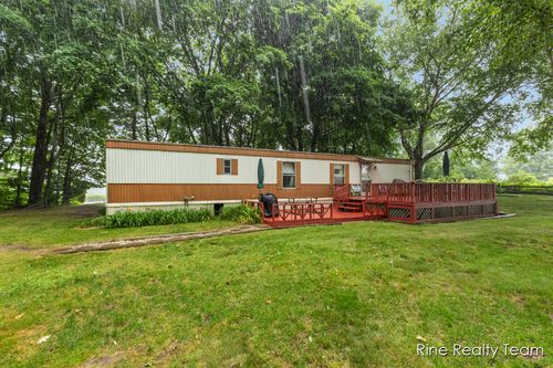 648 S S 18th Ave Avenue, Shelby Township, MI, 49455 | Card Image