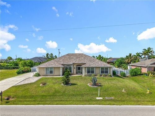 607 Tropicana Pkwy W, Cape Coral, FL, 33993-1812 | Card Image