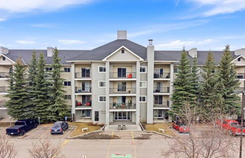 2213-4975 130 Ave Se, Calgary, AB, T2Z4M4 | Card Image