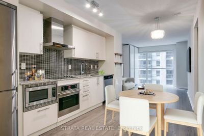 522 - 352 Front St W, Condo with 1 bedrooms, 1 bathrooms and null parking in Toronto ON | Image 1