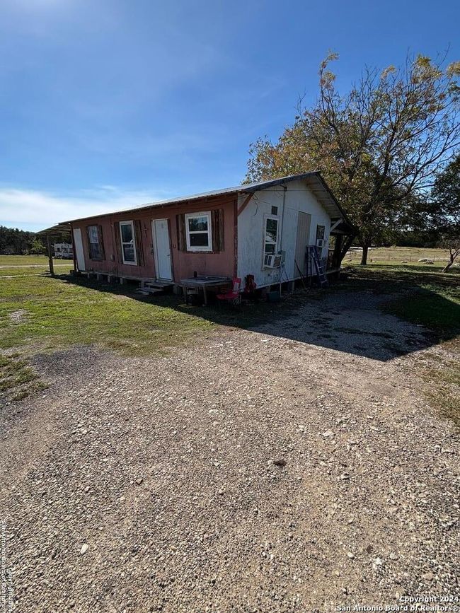 188 De La Fuente Rd., House other with 2 bedrooms, 2 bathrooms and null parking in Blanco TX | Image 7