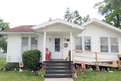 205 Belden St, Michigan City, IN, 46360-4639 | Card Image
