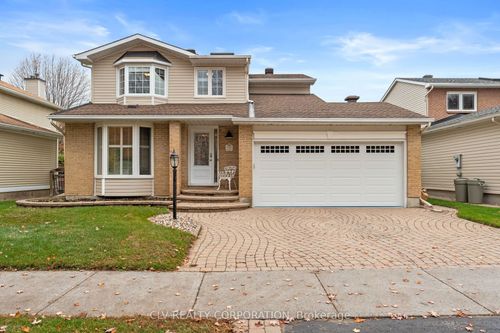 6002 Meadowglen Dr, Orleans, ON, K1C5T3 | Card Image