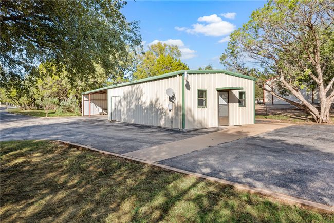 View of pole building with driveway | Image 36
