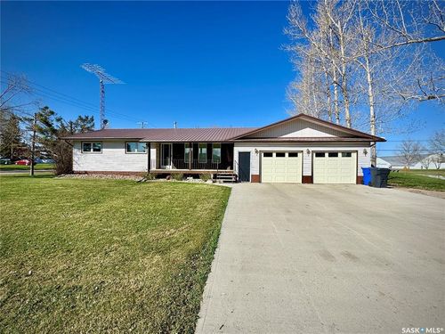 304 March Ave E, Langenburg, SK, S0A2A0 | Card Image