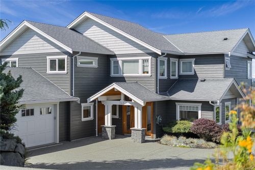 742 Nelson Rd, Campbell River, BC, V9H0A1 | Card Image