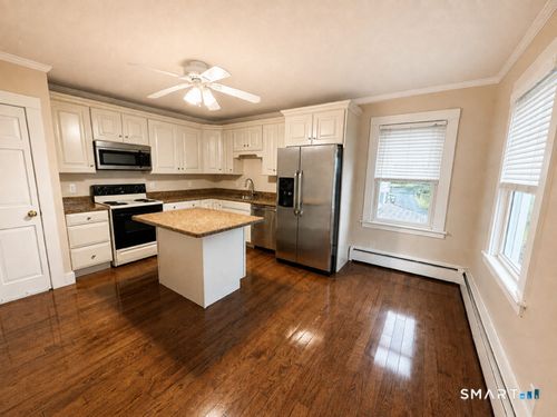 2-75 Waterbury Ave, Stamford, CT, 06902-3512 | Card Image
