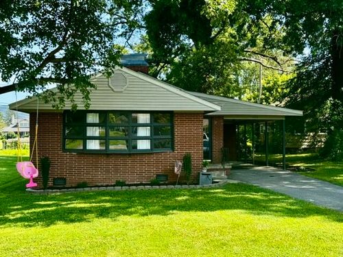 1010 W Chester Ave, Middlesboro, KY, 40965-1514 | Card Image