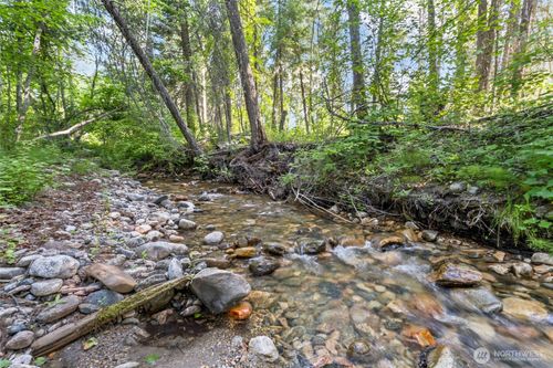 8 Nancy Creek Rd, Kettle Falls, WA, 99141-9490 | Card Image