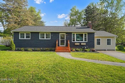 4 Wilson Dr, Glenville, NY, 12302-4511 | Card Image