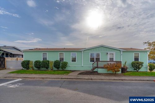 1015 Oak (#71) St, Silverton, OR, 97381 | Card Image