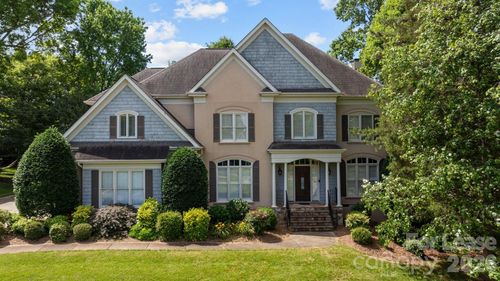 9205 Woodriver Ln, Charlotte, NC, 28277-2772 | Card Image