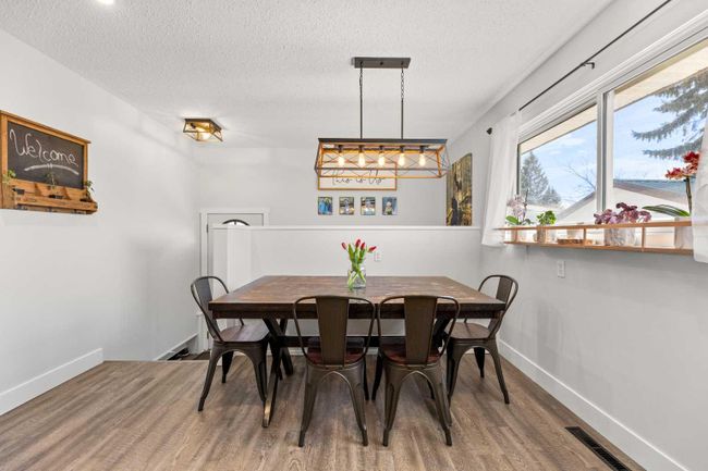 2143 18 Avenue, Home with 3 bedrooms, 1 bathrooms and 4 parking in Didsbury AB | Image 11