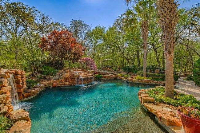 625 Estates Dr, House other with 5 bedrooms, 5 bathrooms and null parking in Copper Canyon TX | Image 37