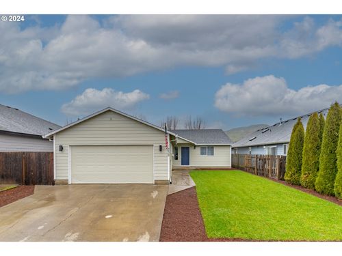 238 Nw Sagan Loop, Sheridan, OR, 97378 | Card Image