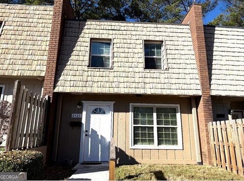 6425 Woodstone Way, Morrow, GA, 30260-1738 | Card Image