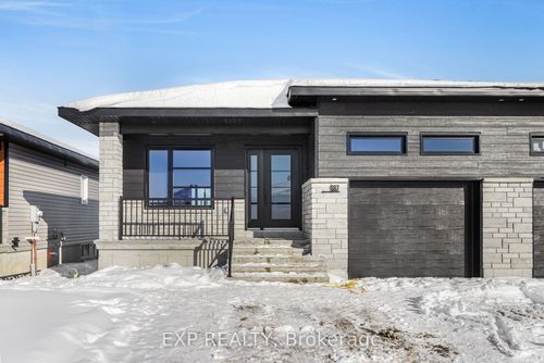 987 Katia Street, The Nation, ON, K0A2M0 | Card Image