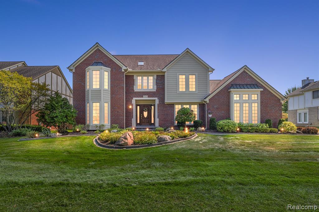 Rothwell Dr, Troy, MI 48084