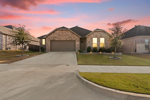 428 Green Hill Dr, Waxahachie, TX, 75167-1284 | Card Image