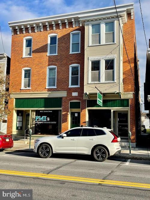 apt-304-12 S Carlisle St, GREENCASTLE, PA, 17225-1557 | Card Image
