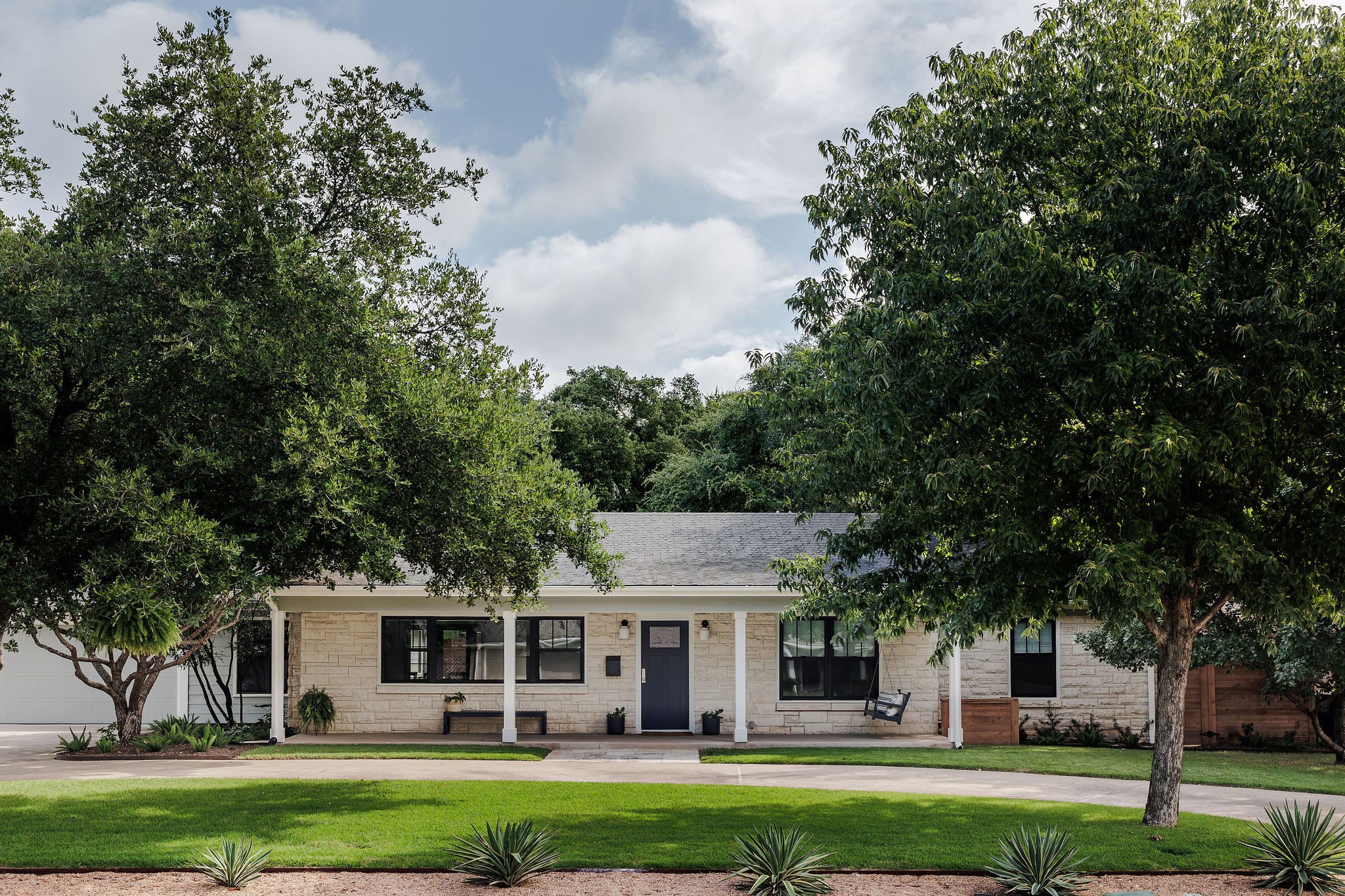 Perry Ln, Austin, TX 78731