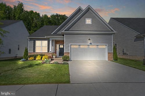 651 Mayfield Falls Dr, Newark, DE, 19702-5556 | Card Image