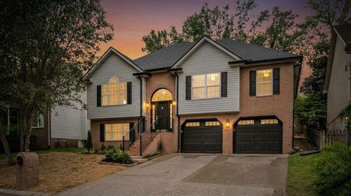 104 Edgewater Pl, Hendersonville, TN, 37075-6503 | Card Image